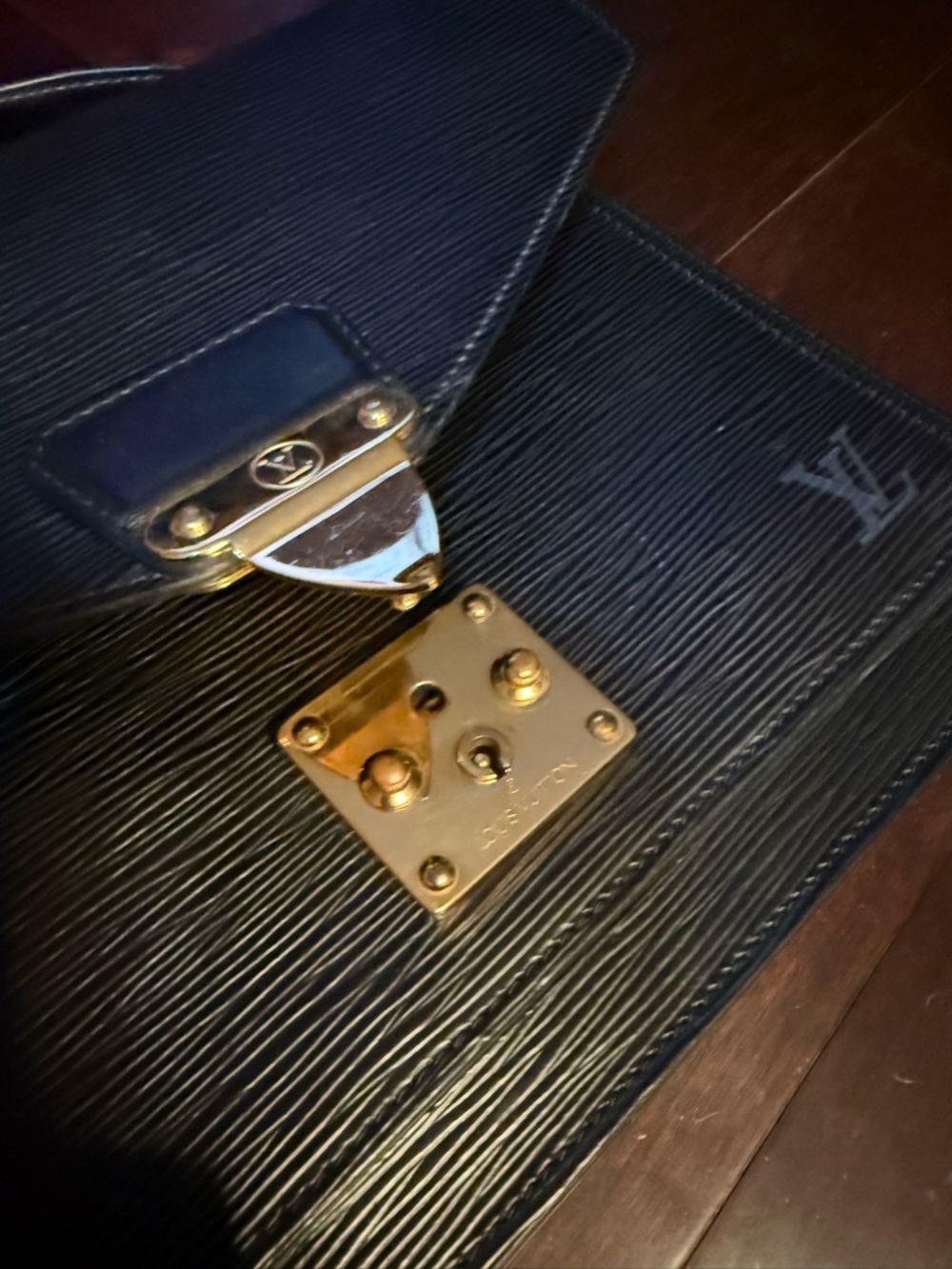 LV Black Epi Monceau 28 Briefcase – Near Mint Condition - Picture 3 of 14